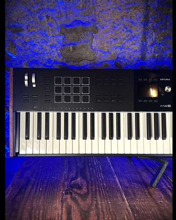 Arturia KeyLab 88 mk3 - 88-Key MIDI Keyboard Controller *USED*