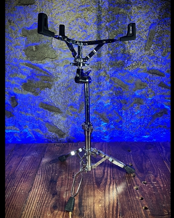 Pearl 900 Series Snare Stand *USED*