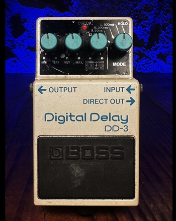 BOSS DD-3 Digital Delay Pedal *USED*