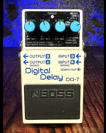 BOSS DD-7 Digital Delay Pedal *USED*