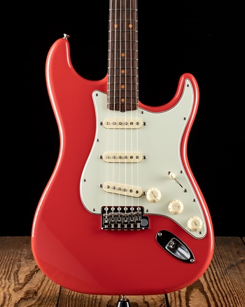 Fender American Vintage II '61 Stratocaster - Fiesta Red *USED*