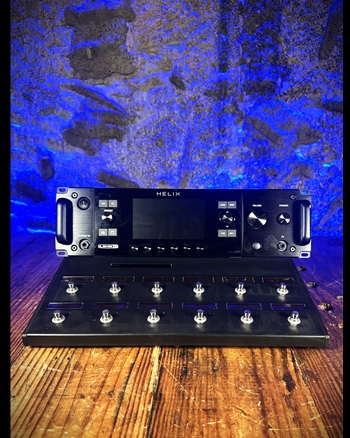 Line 6 Helix Rack Guitar Multi-Effects Processor w/Helix Control *USED*