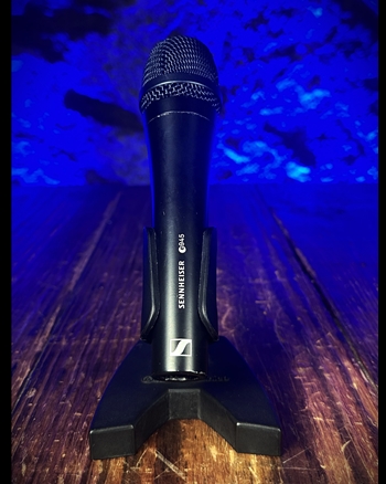 Sennheiser e945 Dynamic Supercardioid Vocal Microphone *USED*