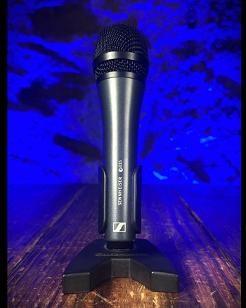 Sennheiser e835 Dynamic Cardioid Vocal Microphone *USED*