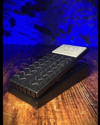 Roland EV-5 Keyboard Expression Pedal *USED*