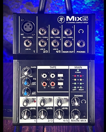 Mackie Mix5 5-Channel Compact Mixer *USED*