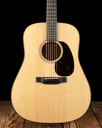 Martin D-18 (2025) - Natural