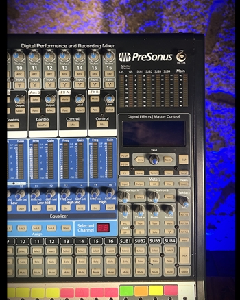 PreSonus StudioLive 16.4.2 - 16-Channel Digital Mixer *USED*