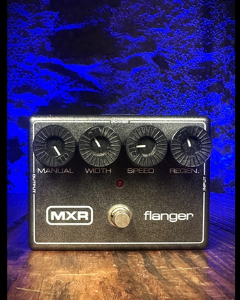 MXR M117R Flanger Pedal *USED*