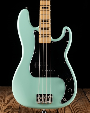 Squier FSR Classic Vibe 70s Precision Bass - Surf Green *USED*