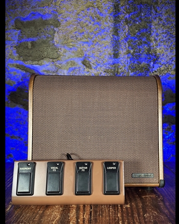 TC Helicon Harmony V60 - 60 Watt 1x8" Acoustic Guitar Combo *USED*