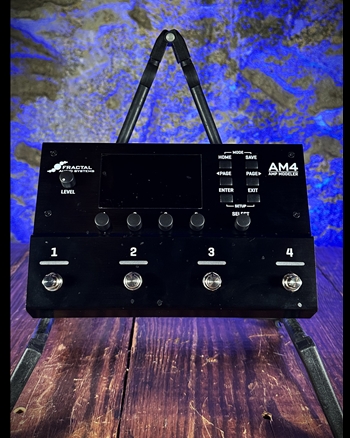 FRACTAL AM4 Amp Modeler & Multi-Effects Pedal *USED*