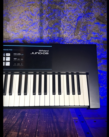 Roland Juno-DS88 - 88-Key Synthesizer *USED*