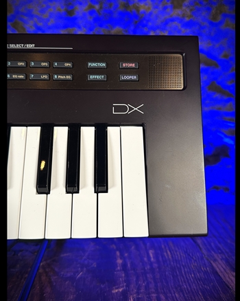 Yamaha Reface DX 37-Key Mobile Mini Keyboard *USED*