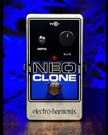 Electro-Harmonix Neo Clone Analog Chorus Pedal *USED*