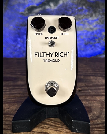 Danelectro Billionaire Filthy Rich Tremolo Pedal *USED*