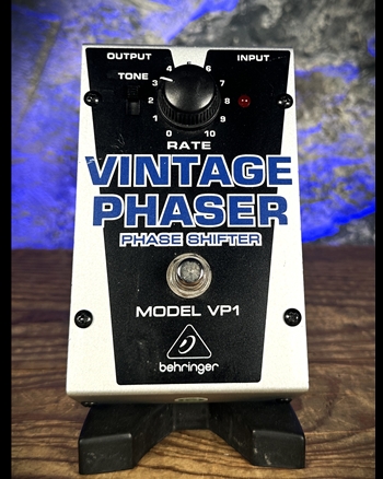 Behringer VP1 Vintage Phaser Pedal *USED*