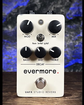 Universal Audio Evermore Studio Reverb Pedal *USED*