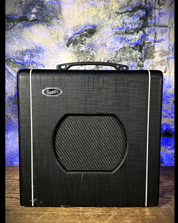 Supro 1808 Blues King 8 Guitar Combo *USED*