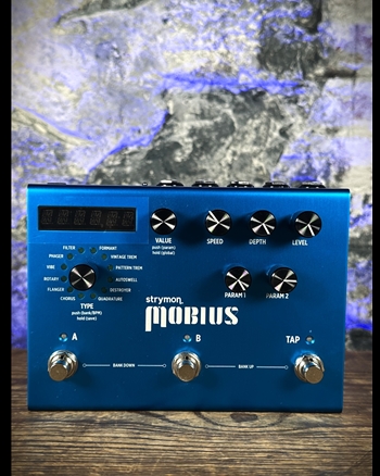 Strymon Mobius Multidimensional Modulation Pedal *USED*