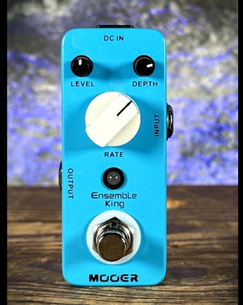Mooer Ensemble King Chorus Pedal *USED*