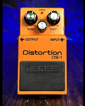 BOSS DS-1 Distortion Pedal *USED*